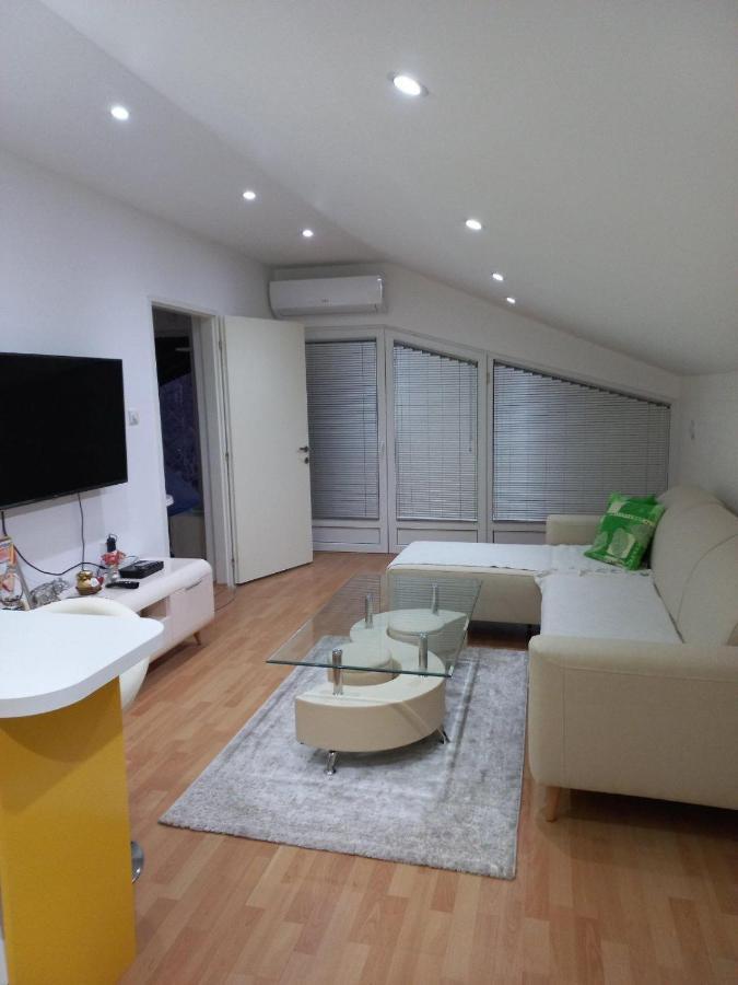 Vila Nastovski Veles Luaran gambar